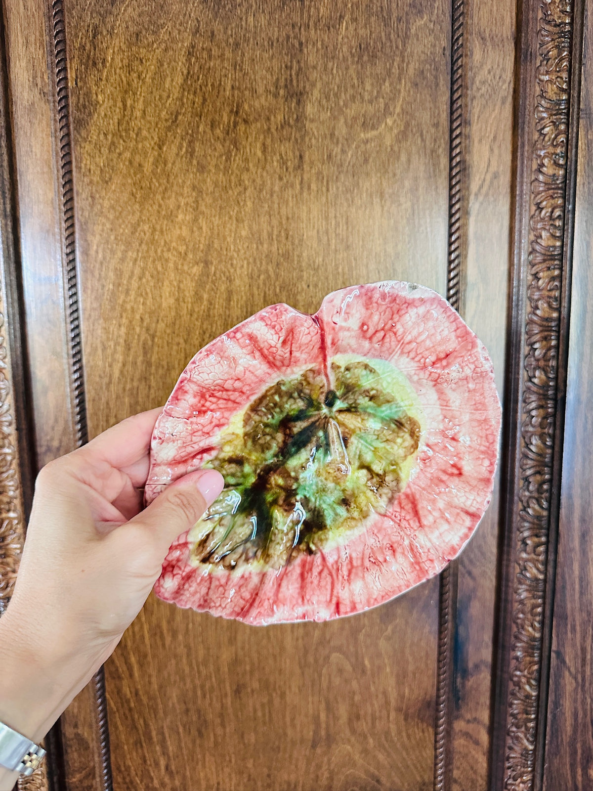 Antique Majolica Begonia Dish